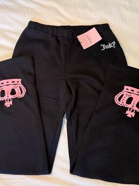 NWT Juicy Couture Black Sweatpants 
Crystal Logo Wide Leg Pink Crown XSmall